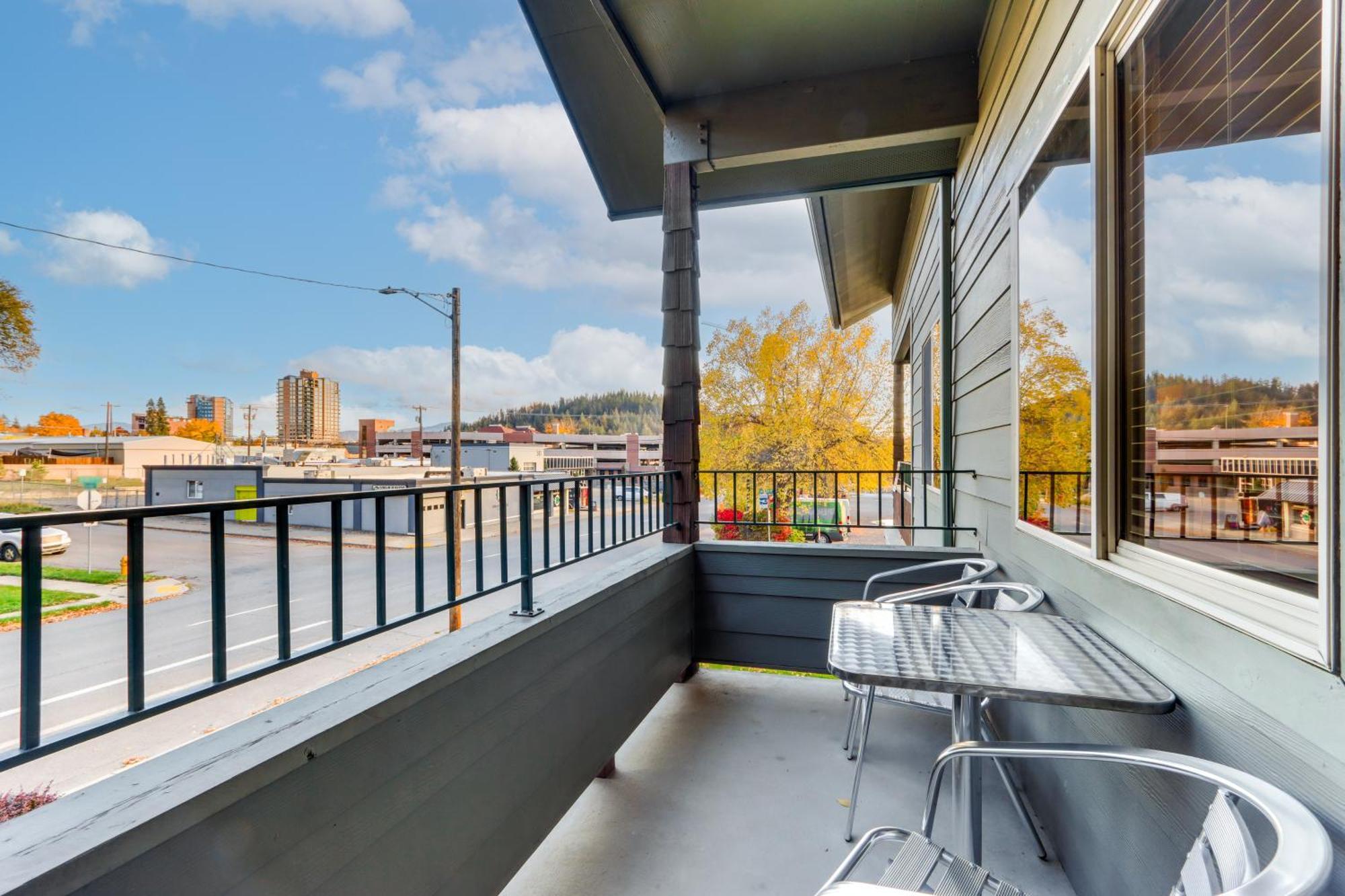 Modern Coeur Dalene Getaway Condo Walk Downtown! Coeur d'Alene Eksteriør bilde