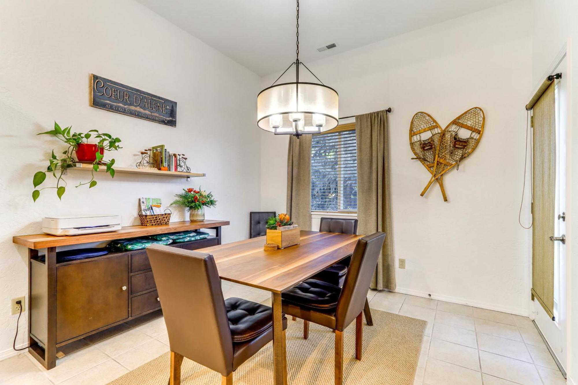 Modern Coeur Dalene Getaway Condo Walk Downtown! Coeur d'Alene Eksteriør bilde