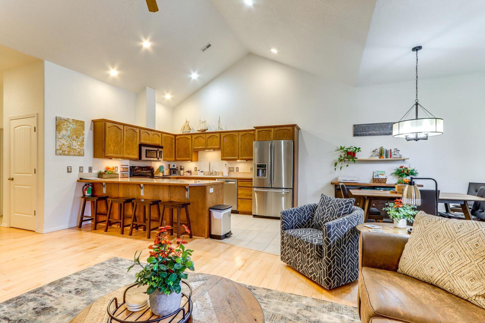 Modern Coeur Dalene Getaway Condo Walk Downtown! Coeur d'Alene Eksteriør bilde